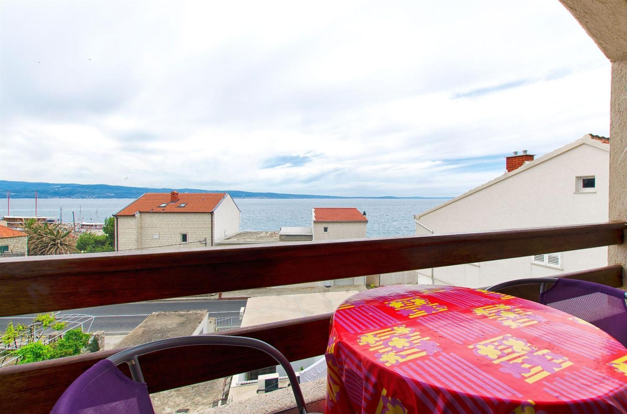 Apartments Neva Sumpetar Luaran gambar