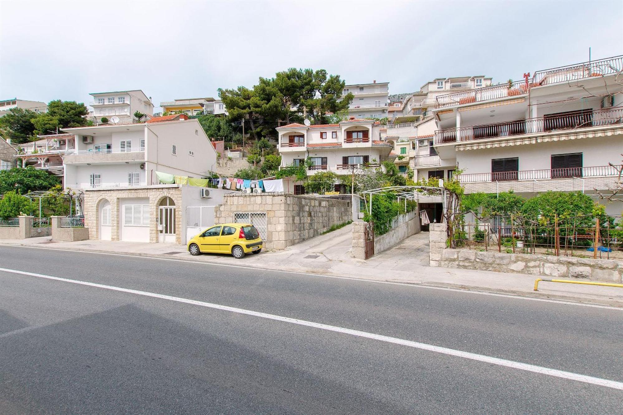 Apartments Neva Sumpetar Luaran gambar